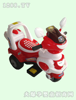 三兔紅白色電動車