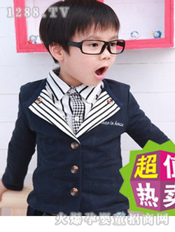 糖糖凱蒂男童西裝外套